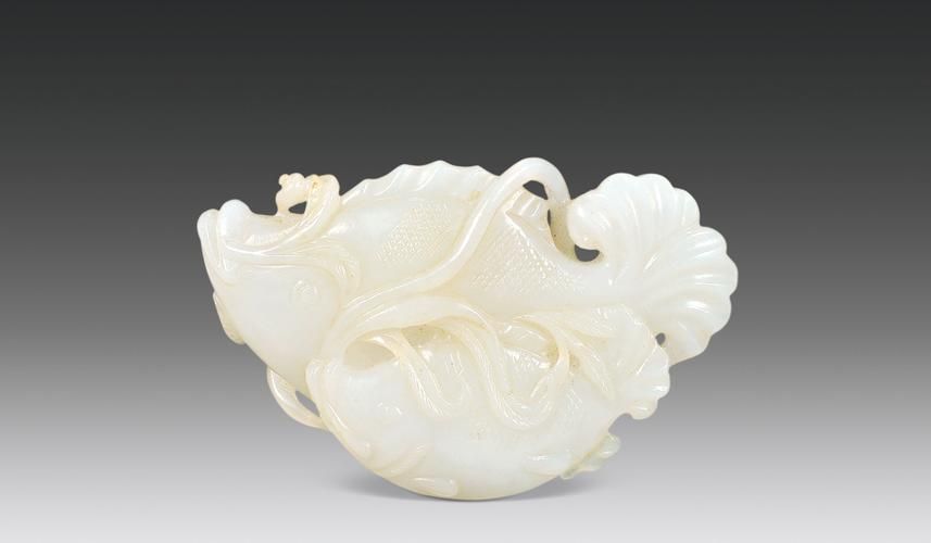 推薦幾款經典的玉龍魚擺件（《龍騰四海》玉龍魚擺件推薦：《龍騰四海》玉龍魚擺件）