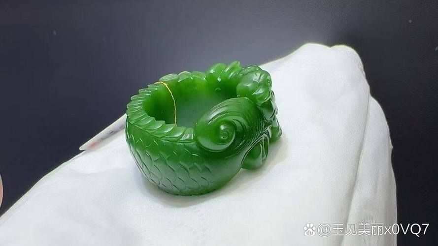 推薦幾款經典的玉龍魚擺件（《龍騰四海》玉龍魚擺件推薦：《龍騰四海》玉龍魚擺件）