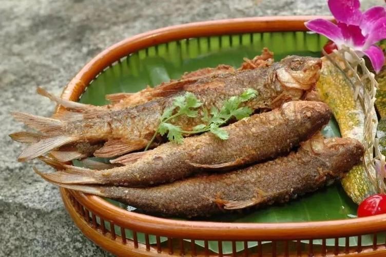 能否提供五指山龍魚的詳細烹飪步驟？（五指山“龍魚”的烹飪方法）