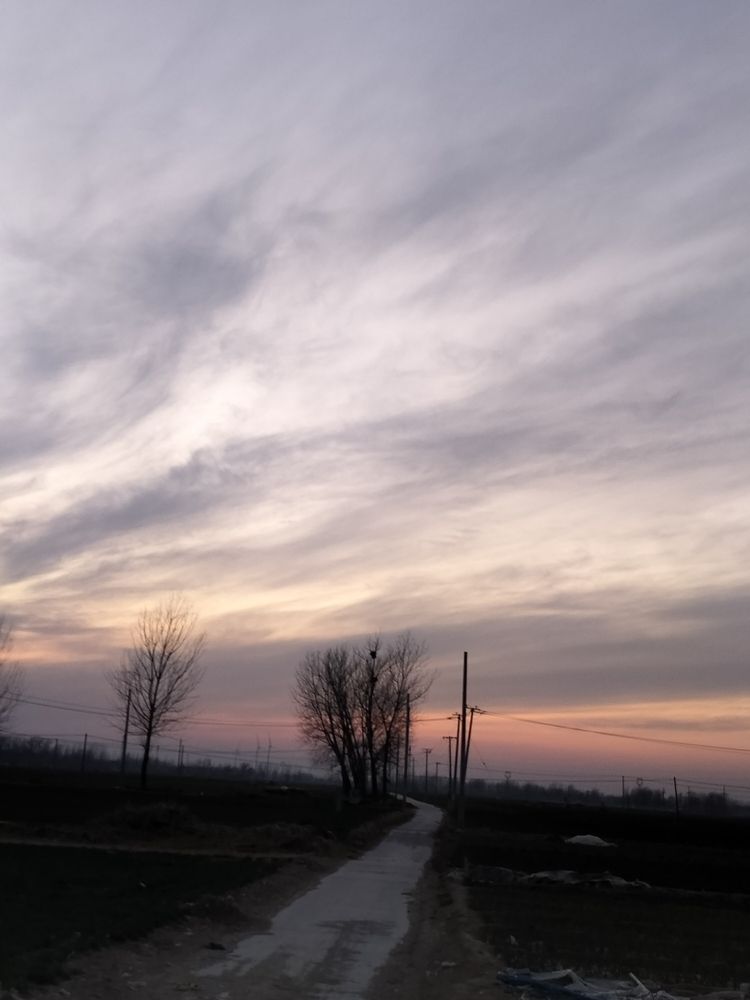 家鄉(xiāng)的味道真好（家鄉(xiāng)的味道真好，本文旨在探討和表達(dá)對家鄉(xiāng)的深厚情感）