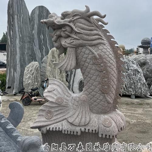 有沒(méi)有不同風(fēng)格的石雕龍魚(yú)圖片？（不同風(fēng)格的石雕龍魚(yú)圖片）