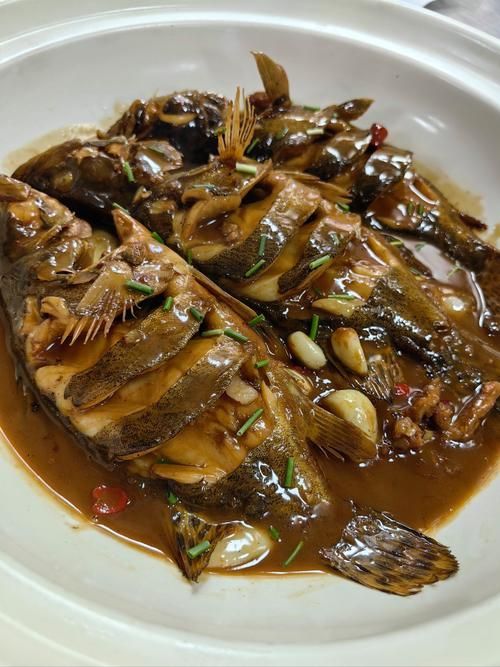 廣州龍魚翔龍漁場的規(guī)模有多大？，廣州龍魚翔龍漁場有哪些聯(lián)系方式龍魚翔龍漁場有哪些