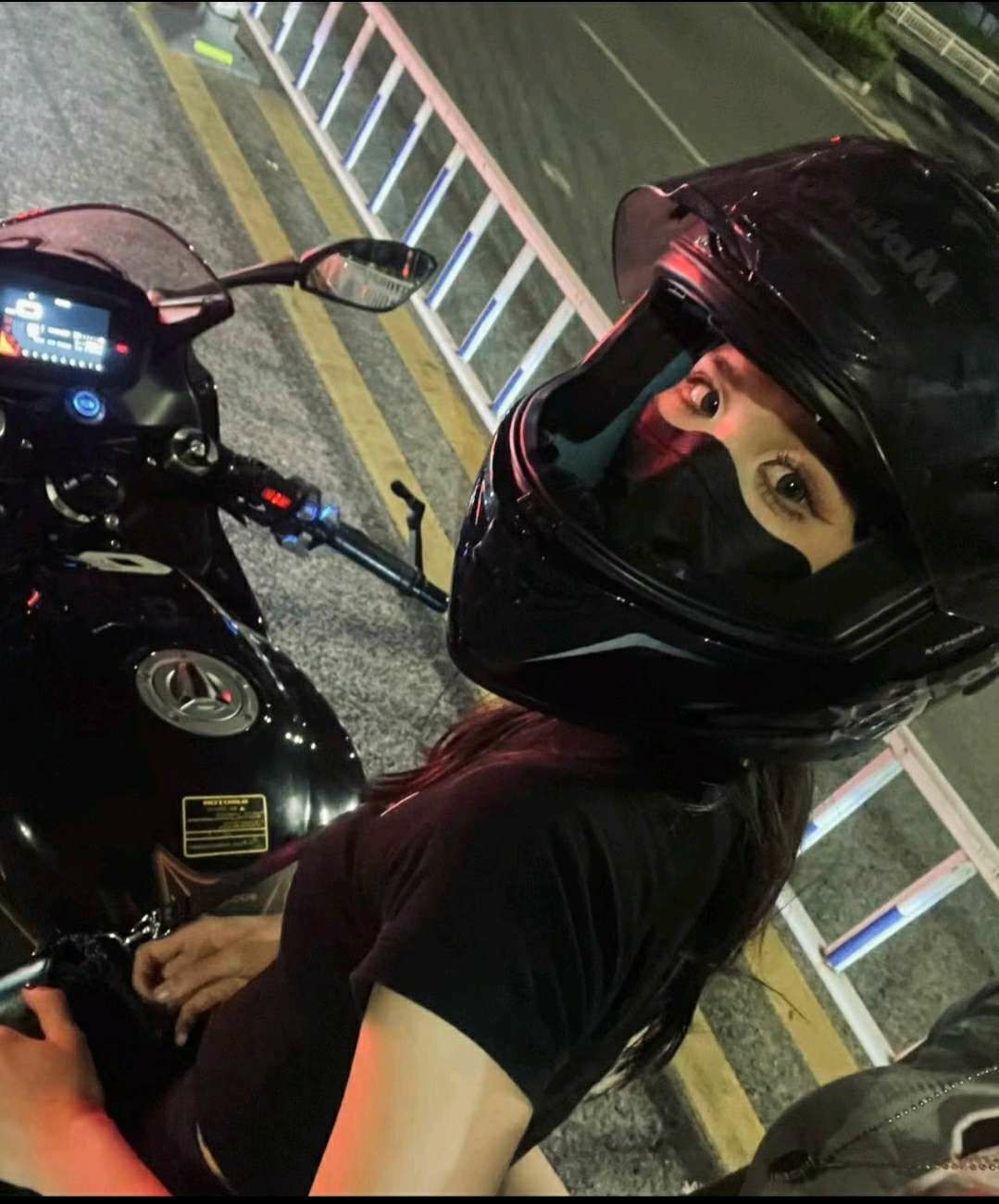 晚上好，在這個充滿神秘與魅力的夜晚