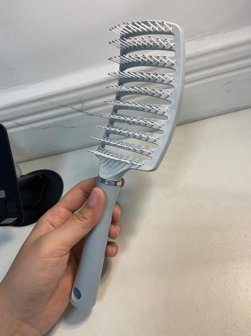 留背頭需要哪些工具和產品，留背頭的關鍵在于“塑形+定型+定型+細節打理”