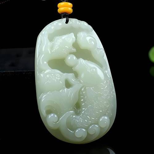 如何判斷玉石魚擺件的材質，如何區分真假玉石魚擺件
