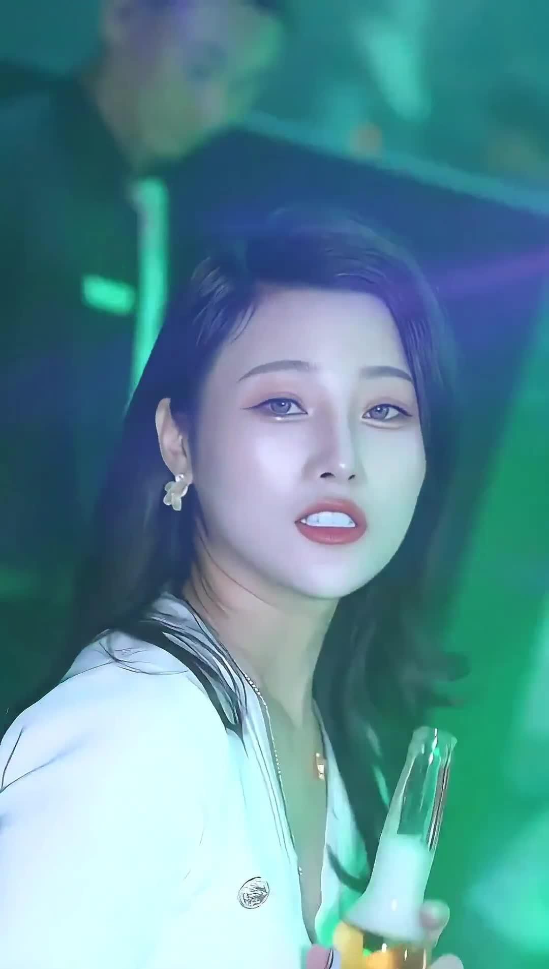 魚缸水綠了會影響魚的健康嗎？，魚缸水變綠6個原因和解決方法職業打jia人