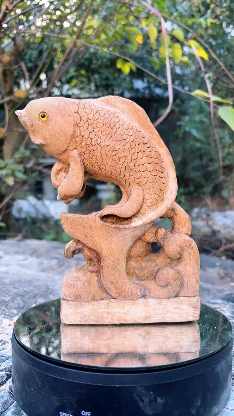 木雕魚圖片100張，中國傳統木雕藝術的重要代表之一，中國木雕實物之一