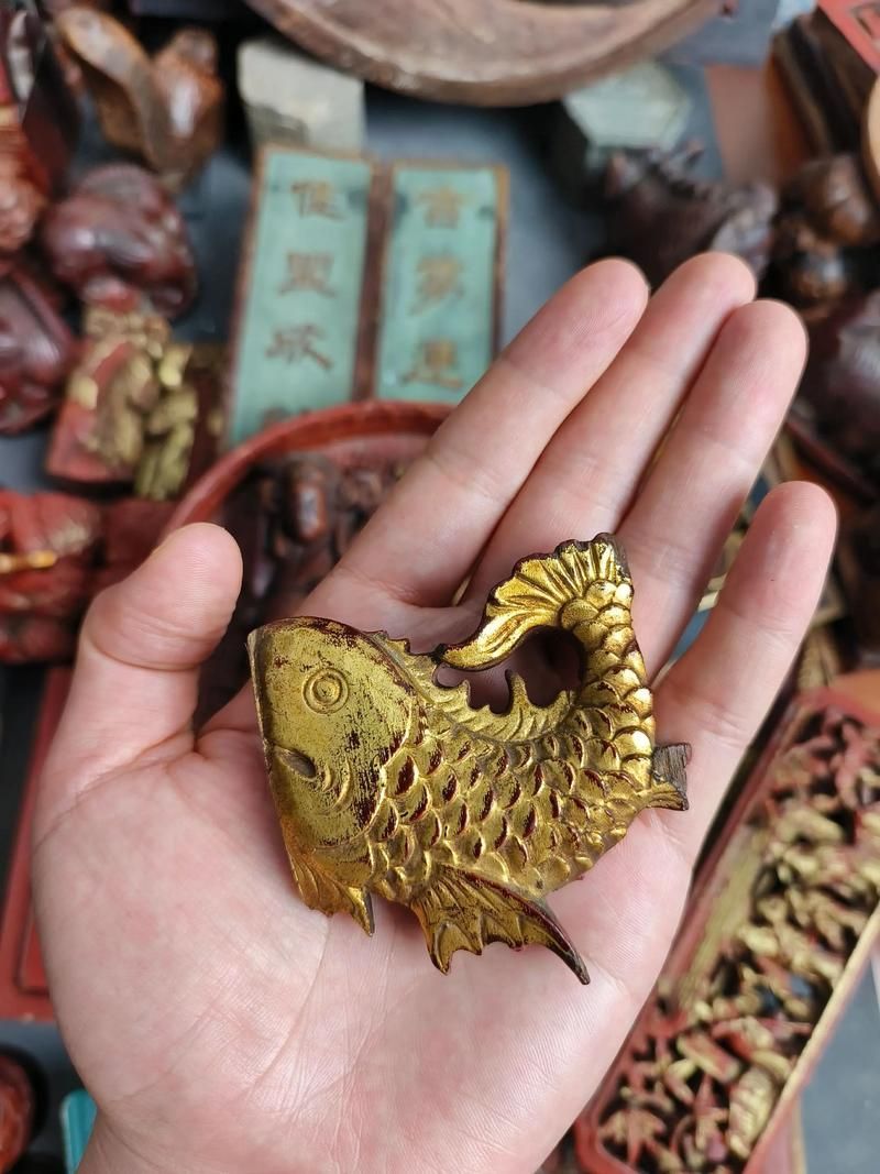 木雕魚圖片100張，中國傳統木雕藝術的重要代表之一，中國木雕實物之一