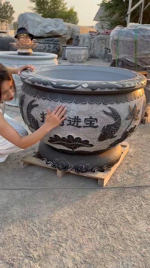 給我一些橫放缸和豎放缸的圖片示例，如何選擇適合的橫放缸或豎放缸