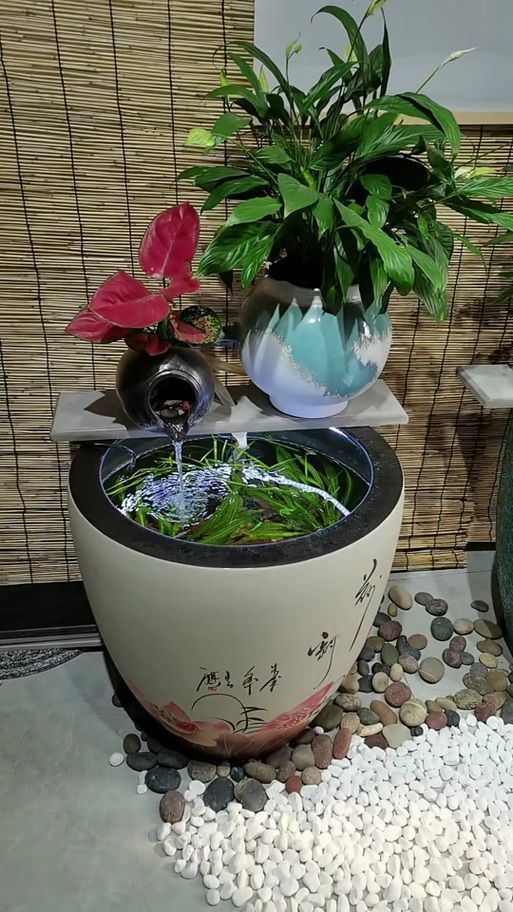 給我一些橫放缸和豎放缸的圖片示例，如何選擇適合的橫放缸或豎放缸