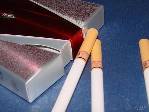 紅金龍香煙有哪些經典款式