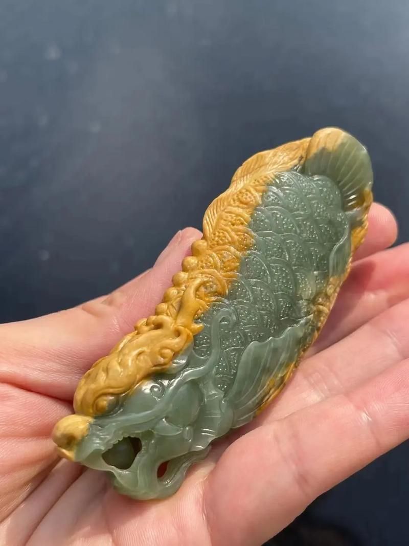 玉雕龍魚的市場價格如何，玉雕龍魚市場價格受多種因素影響，玉雕龍魚市場價格如何