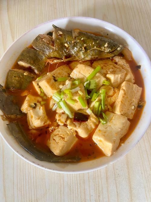 獨山龍魚和鯰魚的烹飪方法有何不同？，獨山龍魚與鯰魚的烹飪方法