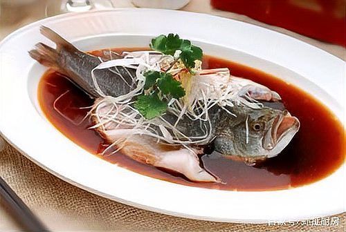 如何制作涉縣龍魚的清蒸版本，河北涉縣龍魚清蒸制作詳解（涉縣龍魚清蒸制作詳解）