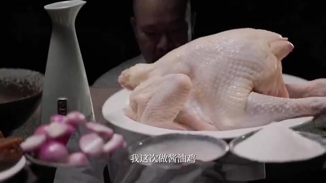 給我推薦幾道YO·龍門的招牌菜品，薦龍門是一家以龍傳統(tǒng)川菜為特色的餐廳