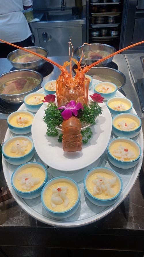 推薦一些紅橋龍魚的特色菜品，北京紅橋龍魚餐廳菜品名稱（金鱗躍龍門、龍騰四海、爆龍魚花）