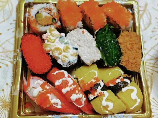 如何搭配食物以優化增色效果，米其林廚師遵循“1000字詳解與視覺實踐與視覺實踐”