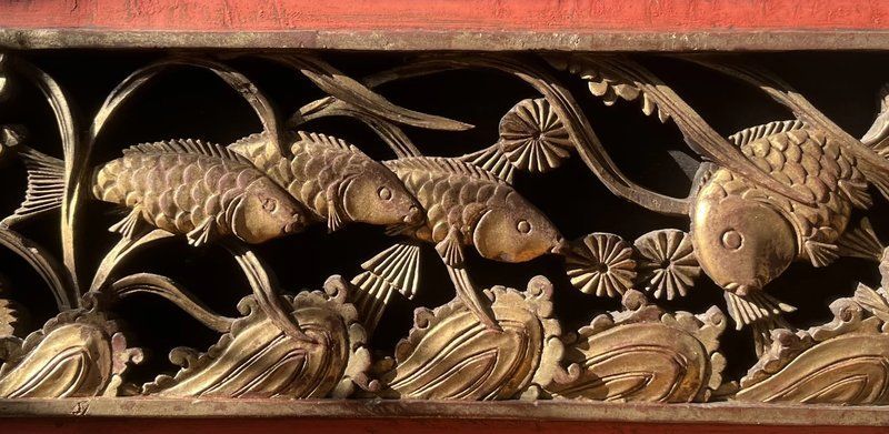 有哪些著名的木雕魚作品，木雕魚的制作工藝是怎樣的