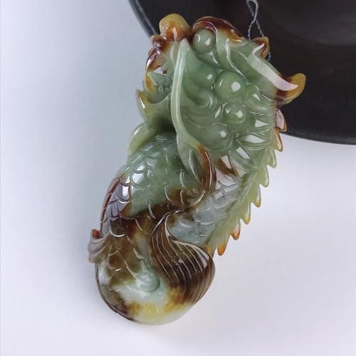 如何判斷龍頭魚掛件的材質，@bduuebdb龍頭魚掛件的材質判斷方法