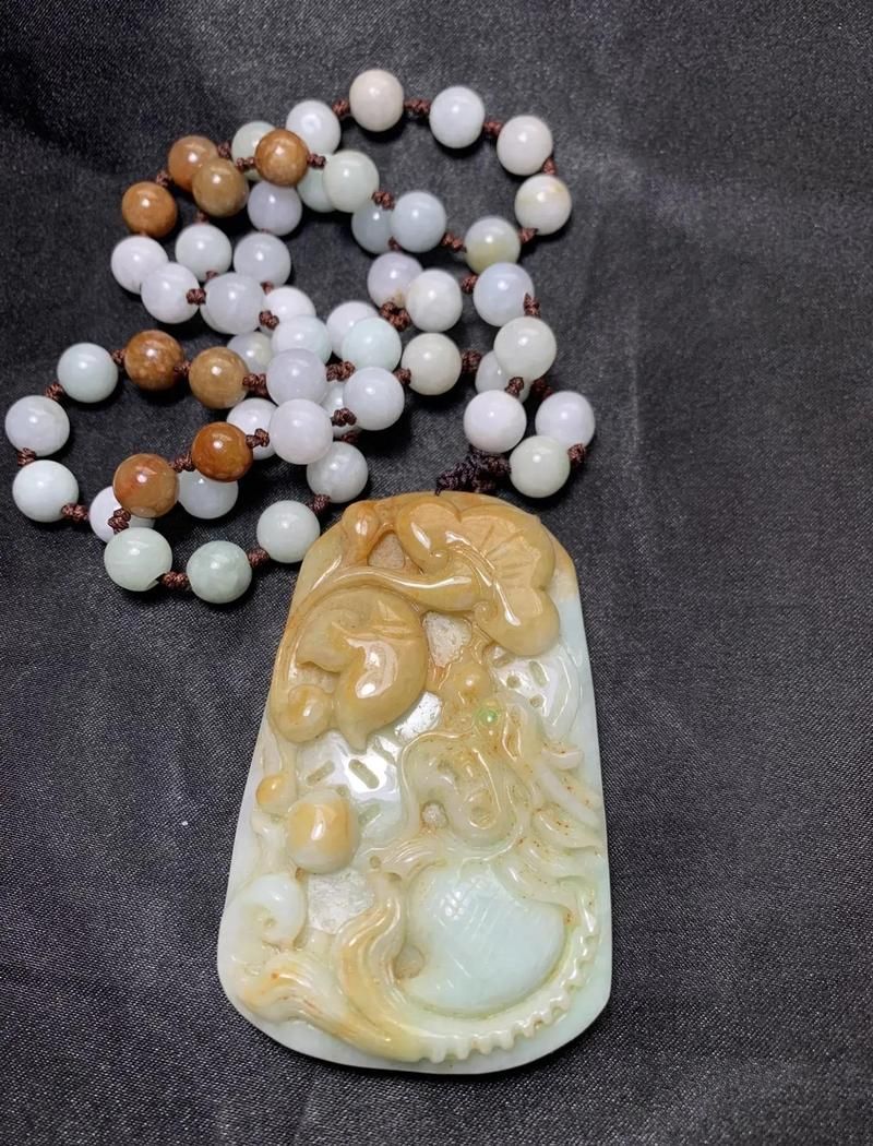 如何判斷龍頭魚掛件的材質，@bduuebdb龍頭魚掛件的材質判斷方法