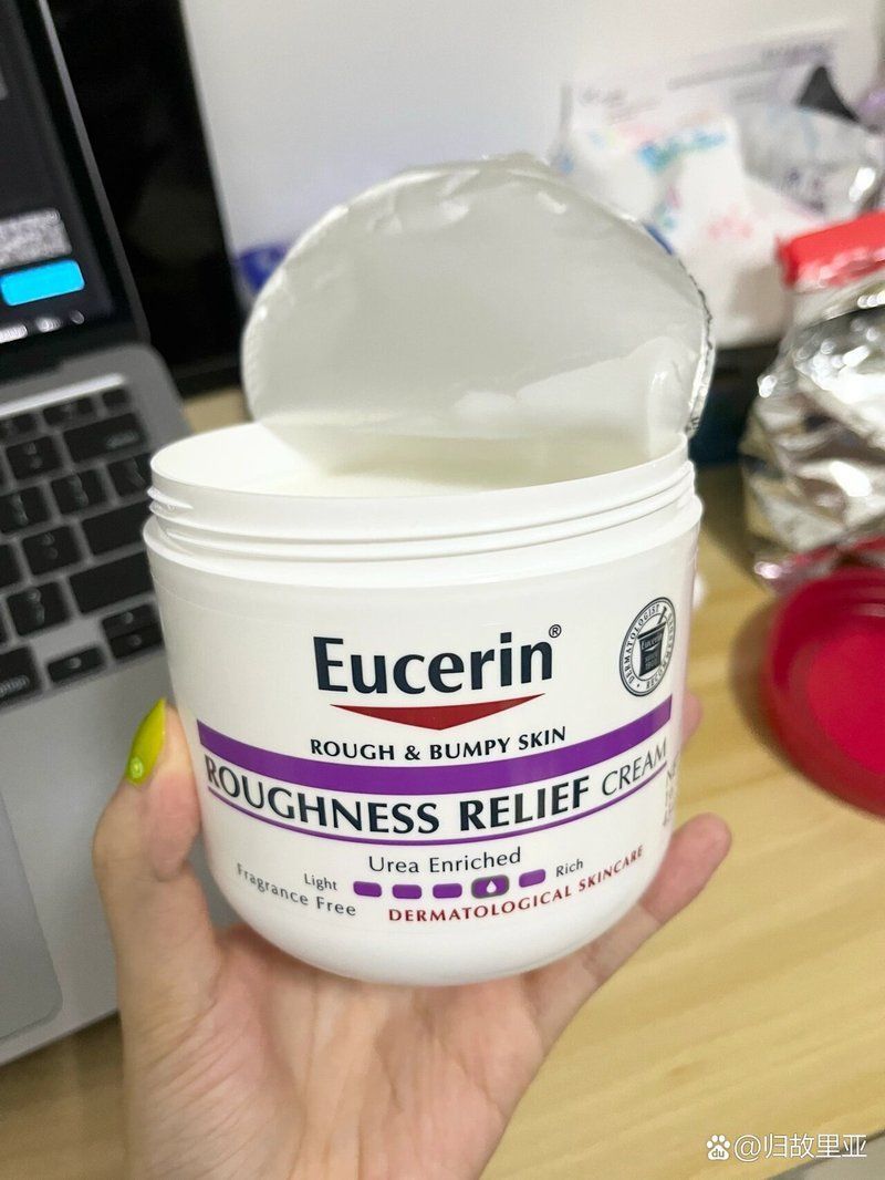 有哪些有效的魚鱗病保濕產品推薦，凡士林與維生素e乳,