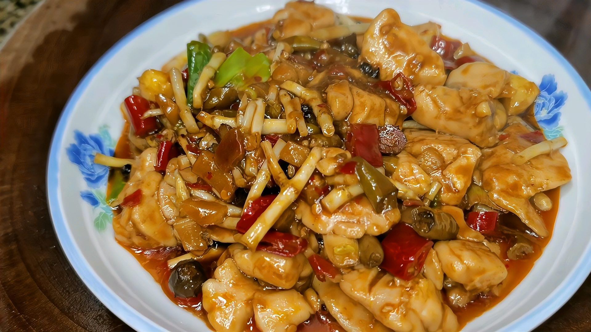 哪些魚的魚白可以食用，魚白是什么廚師長教你魚白的做法,嫩滑入味還不腥 哪些魚的魚白可以食用，魚白是什么廚師長教你魚白的做法,嫩滑入味還不腥 龍魚百科 第2張