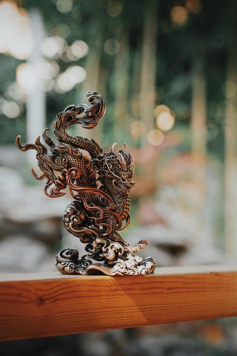 龍形擺件如何選擇與搭配，龍形擺件的選擇與搭配
