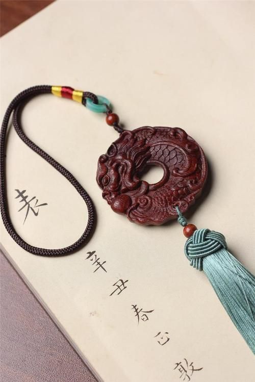 龍頭魚身掛件有哪些款式，龍頭魚身掛件的款式多種多樣