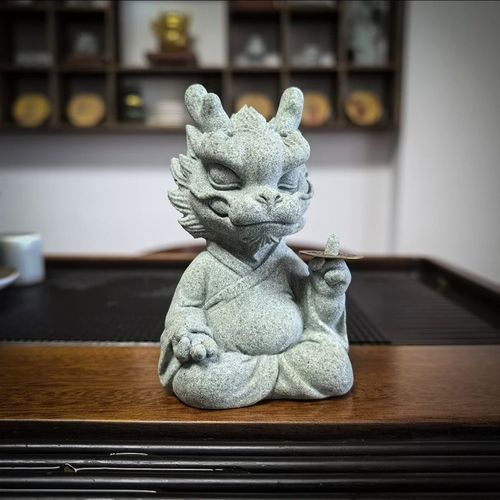 魚缸龍擺件有哪些材質(zhì)選擇，魚缸龍擺件的材質(zhì)選擇