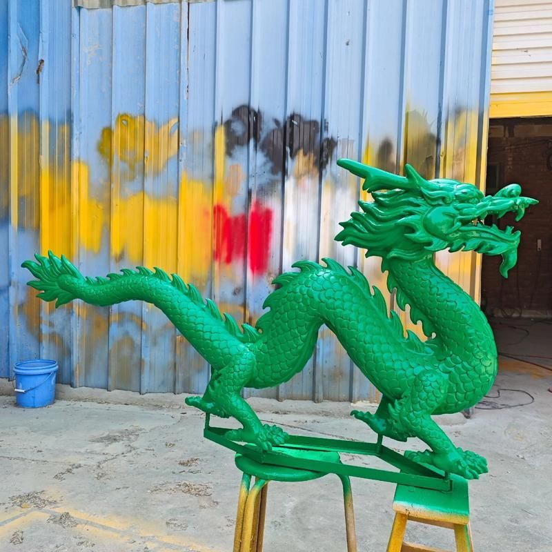 魚缸龍擺件有哪些材質(zhì)選擇，魚缸龍擺件的材質(zhì)選擇