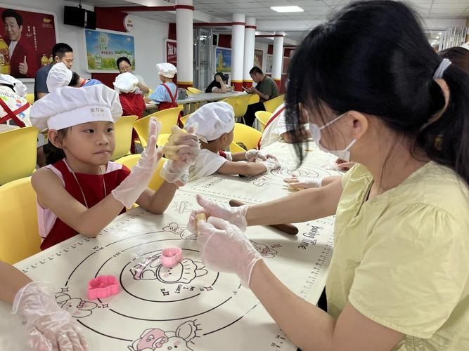 金龍魚基地有哪些特色活動，金龍魚基地會定期開放親子研學親子研學活動的特色活動