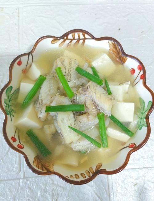 龍魚豆腐湯怎么做？，“龍魚豆腐湯”家常做法 龍魚豆腐湯怎么做？，“龍魚豆腐湯”家常做法 龍魚百科 第2張