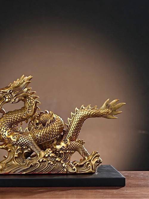 龍擺件哪個材質最有價值，純黃銅/全銅材質的龍擺件最具價值