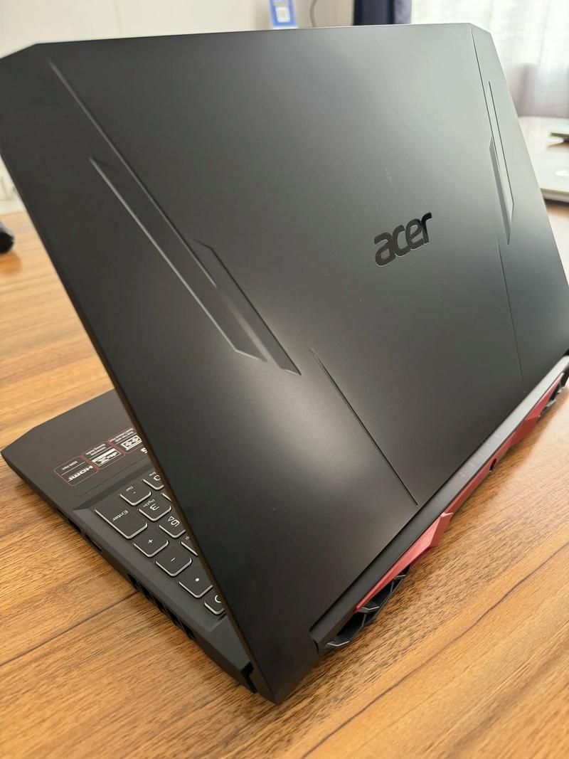 這兩個品牌有哪些型號可選？，mcp工具“華碩與宏碁筆記本與宏碁筆記本”對比分析