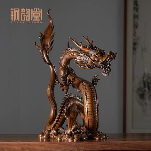 龍擺件尺寸如何選擇，中國龍極限擺盤分享龍擺件尺寸的選擇是一個需要綜合考慮多個因素的過程