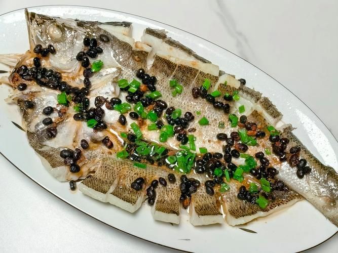 能再給我?guī)追N路南龍魚(yú)的做法嗎？，云南石林地區(qū)特產(chǎn)“路南龍魚(yú)”的做法（sinocyclocheiluslunanensis）