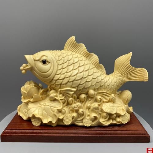 有沒(méi)有雕刻金龍魚(yú)的圖片對(duì)比,探討金龍魚(yú)雕刻藝術(shù)時(shí),我們需要了解金龍魚(yú)的形態(tài)特征 龍魚(yú)百科 第11張 有沒(méi)有雕刻金龍魚(yú)的圖片對(duì)比,探討金龍魚(yú)雕刻藝術(shù)時(shí),我們需要了解金龍魚(yú)的形態(tài)特征 有沒(méi)有雕刻金龍魚(yú)的圖片對(duì)比,探討金龍魚(yú)雕刻藝術(shù)時(shí),我們需要了解金龍魚(yú)的形態(tài)特征 龍魚(yú)百科 第11張