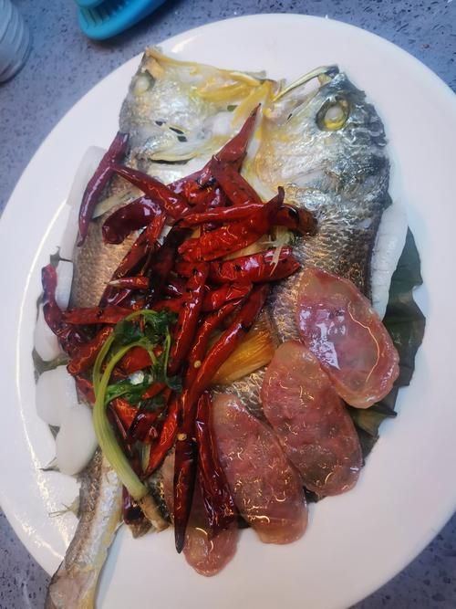 清蒸紅色魚有哪些技巧，清蒸紅色魚的技巧