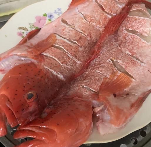 清蒸紅色魚有哪些技巧，清蒸紅色魚的技巧