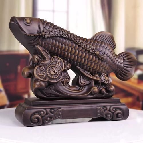 給我一些高清的龍魚木雕圖片，六角龍魚繁殖需要哪些特殊條件，龍魚木雕選購指南