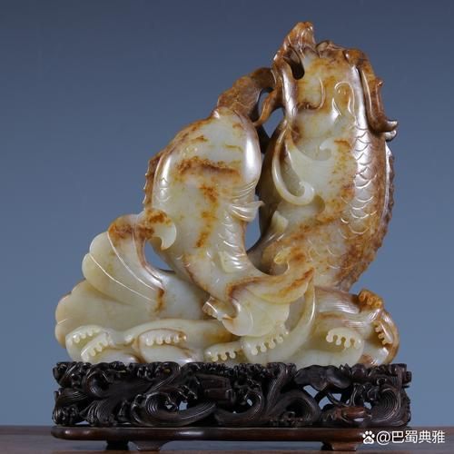 給我幾張優質和田玉龍魚的圖片，優質和田玉龍魚的價格范圍是多少,優質和田玉龍魚的價格如何