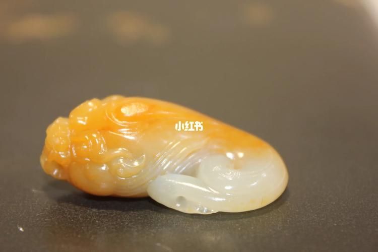 推薦幾款經典的龍魚玉雕作品，中國傳統玉器藝術中的龍魚玉雕作品推薦，兼具藝術價值與文化內涵