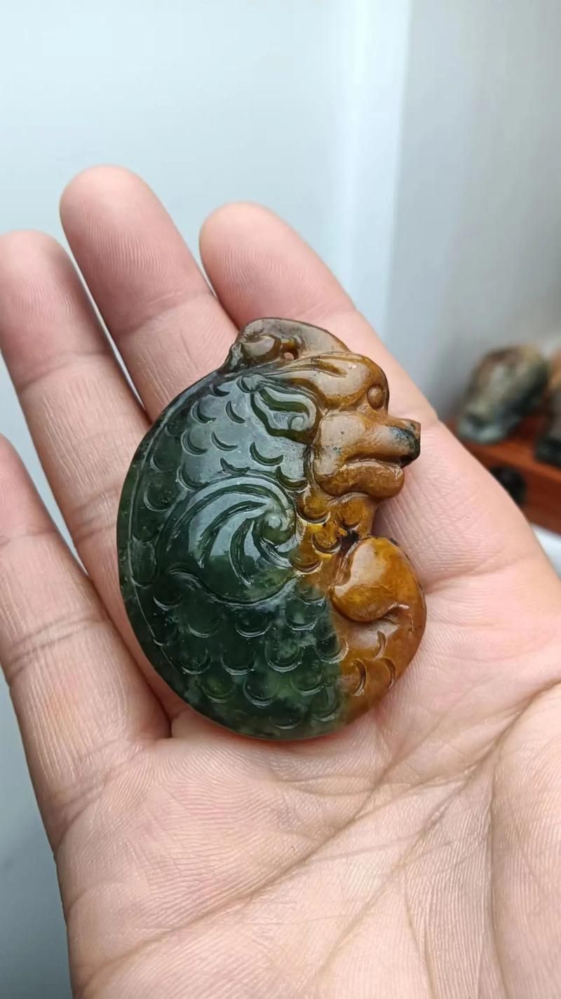 推薦幾款經典的龍魚玉雕作品，中國傳統玉器藝術中的龍魚玉雕作品推薦，兼具藝術價值與文化內涵