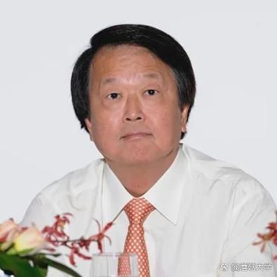 郭孔豐在金龍魚公司擔(dān)任什么職務(wù)？，郭孔豐在金龍魚公司擔(dān)任的職務(wù)是什么？