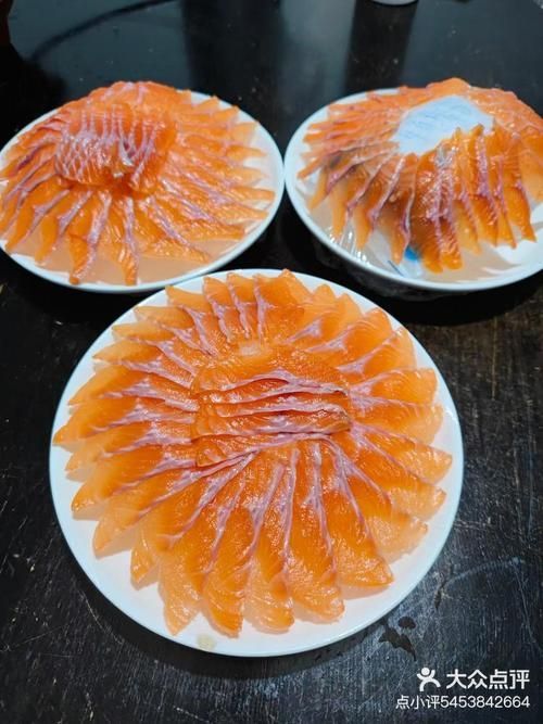 能否提供更多龍魚村特色美食的圖片，廣東梅州龍魚村特色美食不僅味道獨特，而且不僅味道獨特