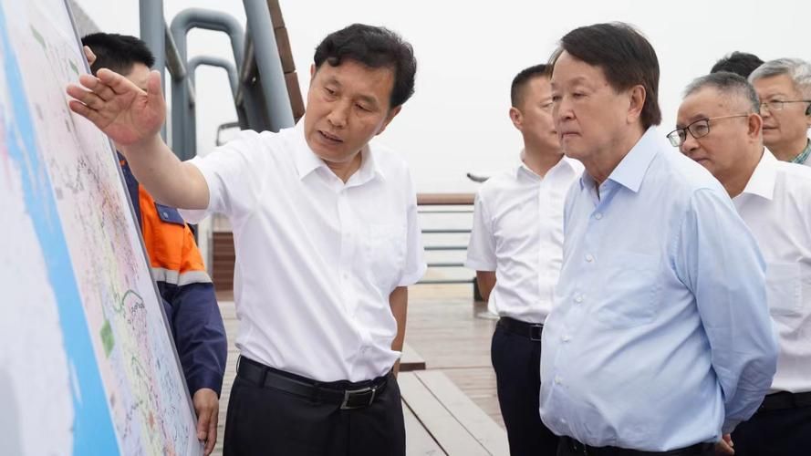 介紹一下益海嘉里金龍魚的創始人郭孔豐