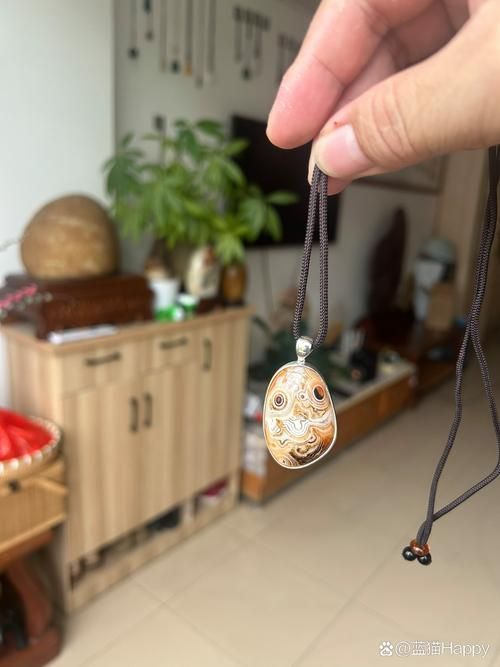 如何鑒別龍頭魚身掛件的材質(zhì)，和田玉材質(zhì)鑒別