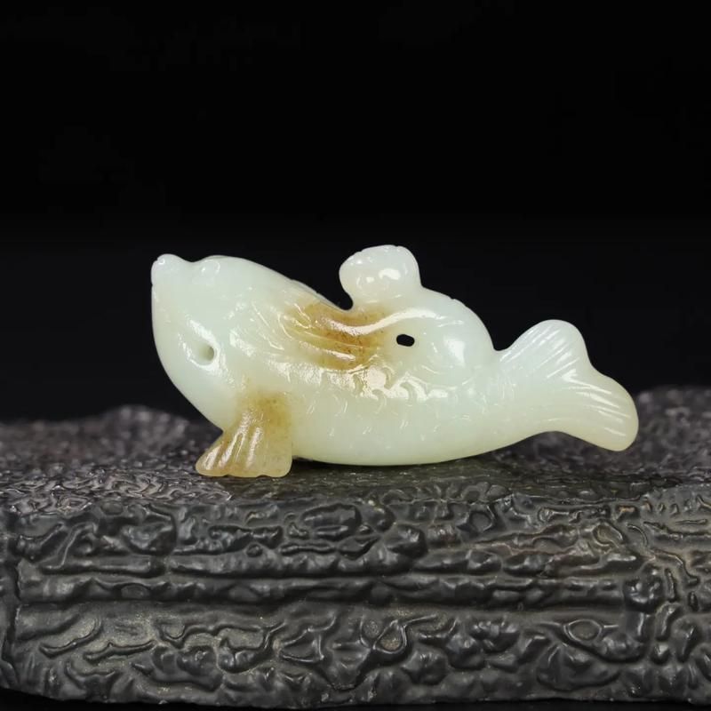 給我推薦一些經(jīng)典的玉雕龍魚(yú)作品,中國(guó)傳統(tǒng)玉雕藝術(shù)之玉雕龍魚(yú) 龍魚(yú)百科 第12張 給我推薦一些經(jīng)典的玉雕龍魚(yú)作品,中國(guó)傳統(tǒng)玉雕藝術(shù)之玉雕龍魚(yú) 給我推薦一些經(jīng)典的玉雕龍魚(yú)作品,中國(guó)傳統(tǒng)玉雕藝術(shù)之玉雕龍魚(yú) 龍魚(yú)百科 第12張