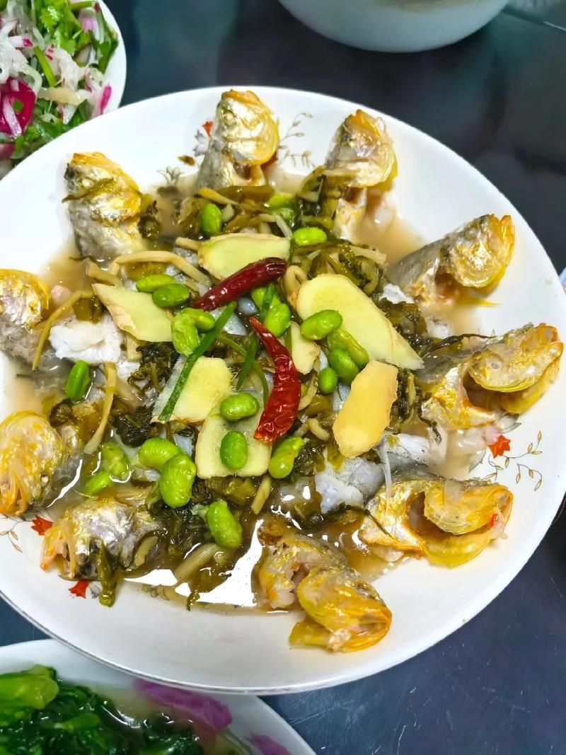 清蒸銀魚有哪些變種做法，清蒸銀魚是一道傳統的中式菜肴