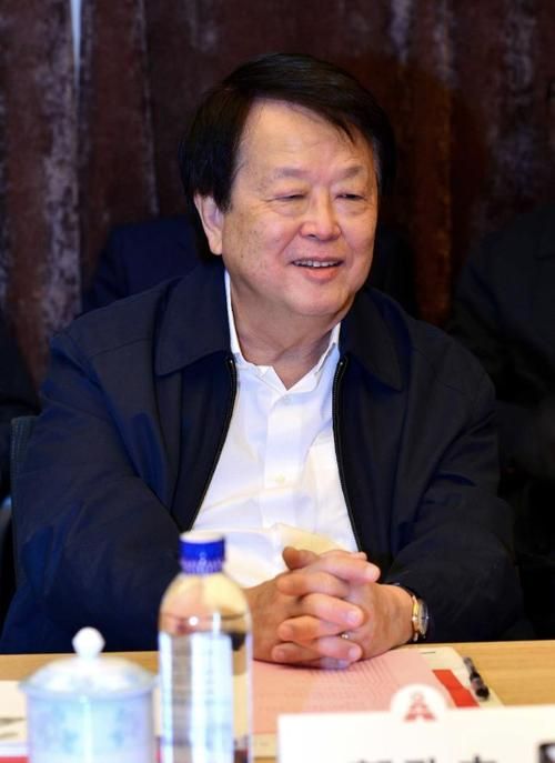 郭孔豐如何繼承家族企業，郭孔豐如何繼承家族企業，他不是被動接班人，而是主動創造者